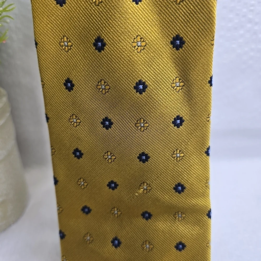 Brooks Brothers Pure Silk Gold and Navy Tie, Vintage, Dotted Flower Pattern EUC
